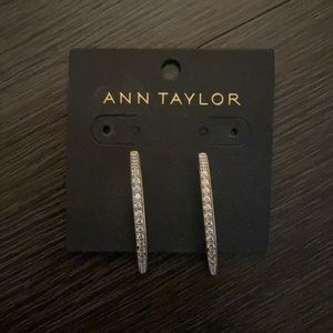 Gold studded hinge earring